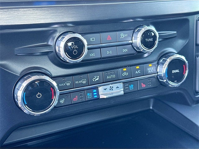 2026 Ford F-250SD Lariat 4WD CREW CAB LIFTED / WHEELS & TIRES