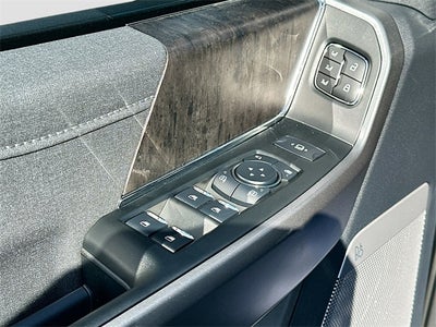 2026 Ford F-250SD Lariat 4WD CREW CAB LIFTED / WHEELS & TIRES