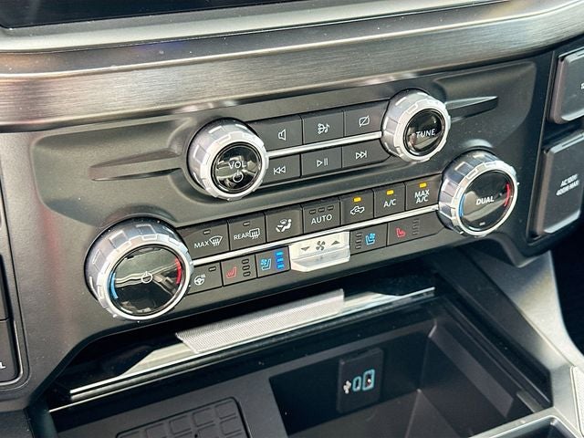 2023 Ford F-250SD Lariat 6.7 DIESEL