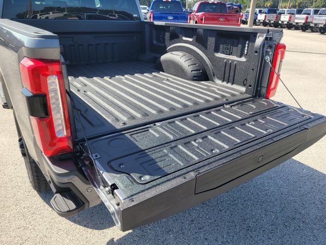 2026 Ford F-250SD Lariat 4WD CREW CAB