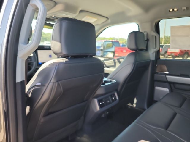2026 Ford F-250SD Lariat 4WD CREW CAB