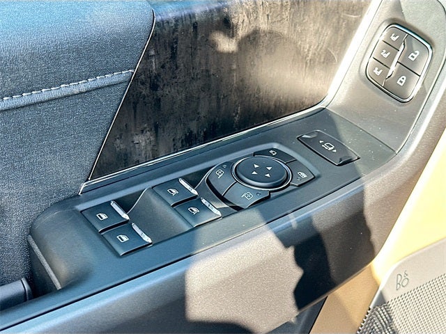 2026 Ford F-250SD Lariat 4WD CREW CAB