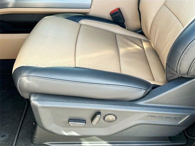 2026 Ford F-250SD Lariat 4WD CREW CAB