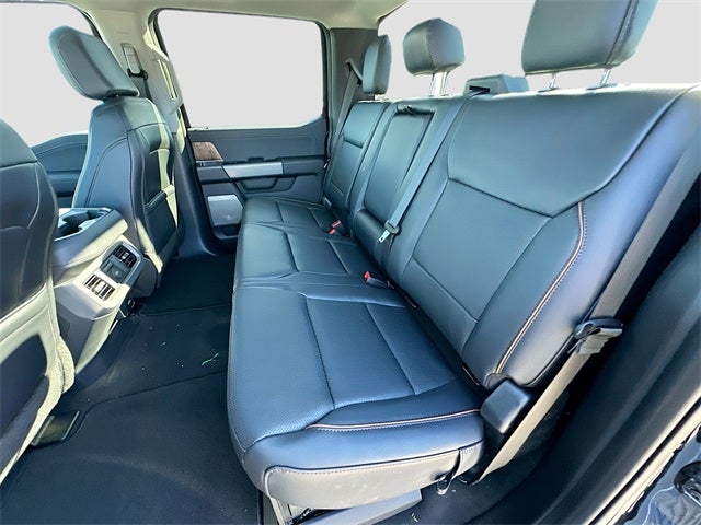 2026 Ford F-250SD Lariat 4WD CREW CAB