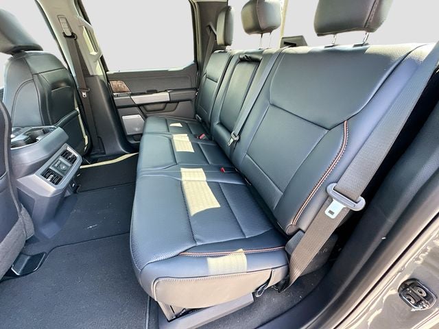 2026 Ford F-250SD Lariat 4WD CREW CAB