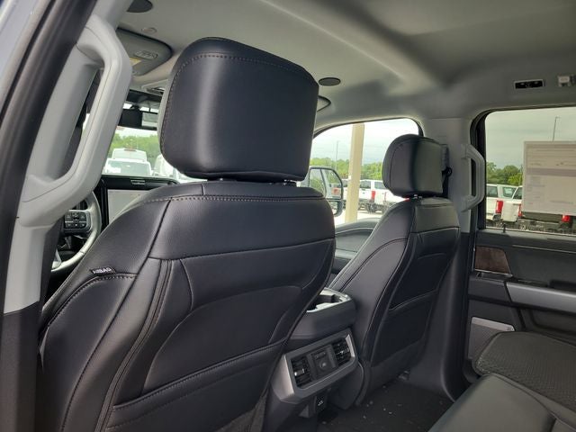 2026 Ford F-250SD Lariat 4WD CREW CAB
