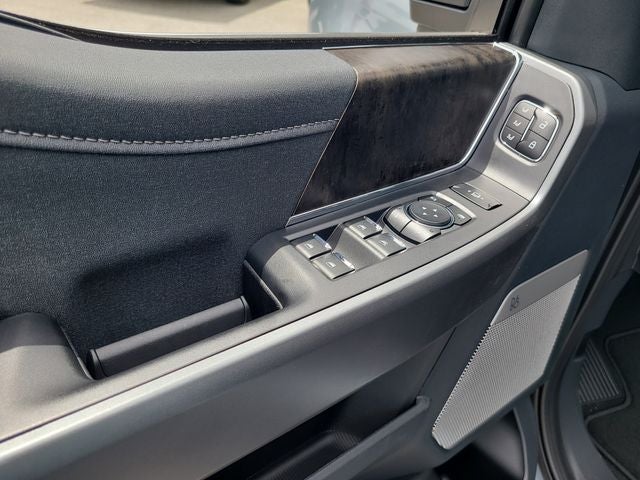 2026 Ford F-250SD Lariat 4WD CREW CAB
