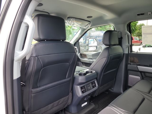 2026 Ford F-250SD Lariat 4WD CREW CAB