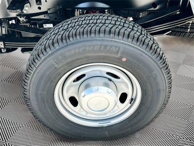 2025 Ford F-250SD XL 4WD CREW CAB