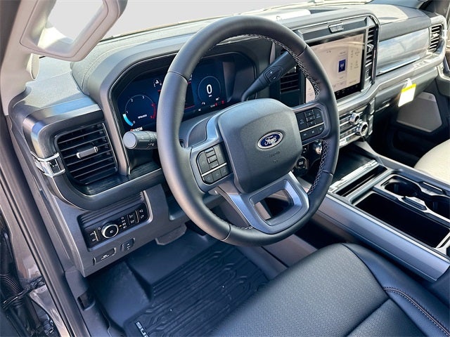 2026 Ford F-250SD Lariat 4WD CREW CAB