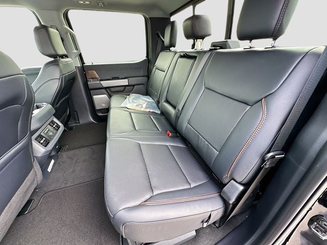 2026 Ford F-250SD Lariat 4WD CREW CAB