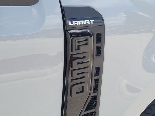 2026 Ford F-250SD Lariat 4WD CREW CAB