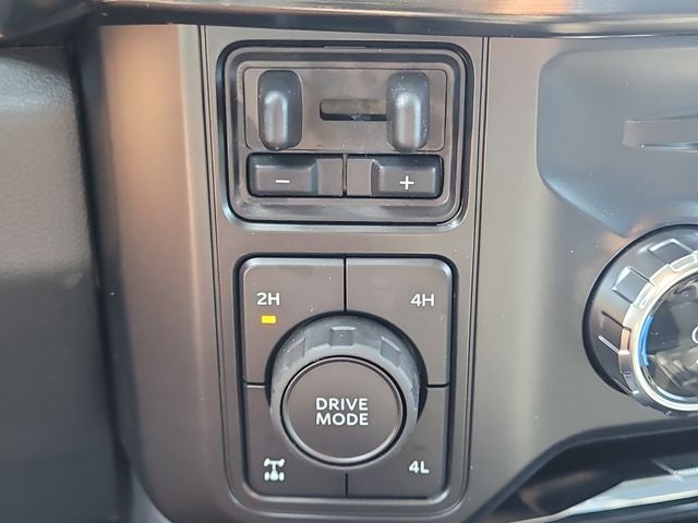 2026 Ford F-250SD Lariat 4WD CREW CAB