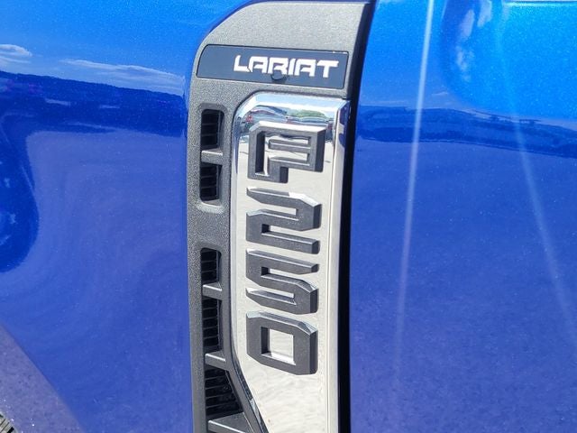 2026 Ford F-250SD Lariat 4WD CREW CAB