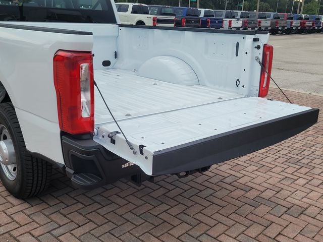 2026 Ford F-350SD XL 2WD CREW CAB