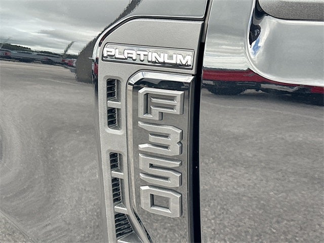 2026 Ford F-350SD Platinum 4WD CREW CAB