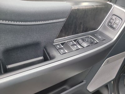 2025 Ford F-350SD Lariat 4WD CREW CAB