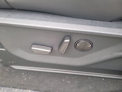 2025 Ford F-350SD Lariat 4WD CREW CAB