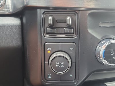 2025 Ford F-350SD Lariat 4WD CREW CAB