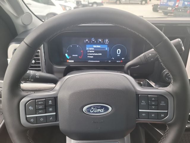 2025 Ford F-350SD Lariat 4WD CREW CAB