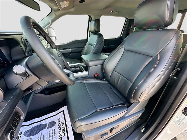 2025 Ford F-350SD Lariat 4WD CREW CAB LIFTED / WHEELS & TIRES