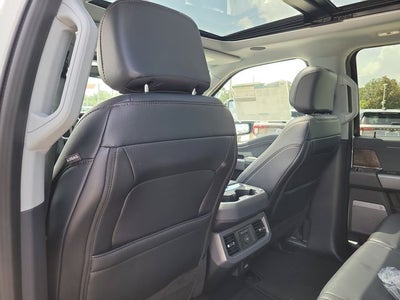 2025 Ford F-350SD Lariat 4WD CREW CAB