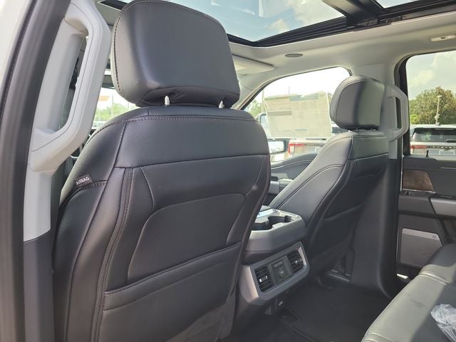 2025 Ford F-350SD Lariat 4WD CREW CAB