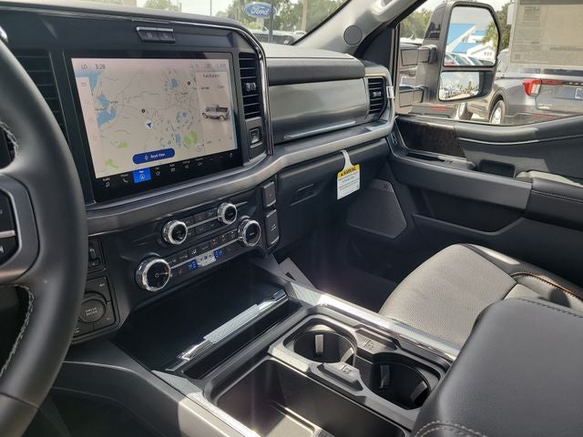 2025 Ford F-350SD Lariat 4WD CREW CAB