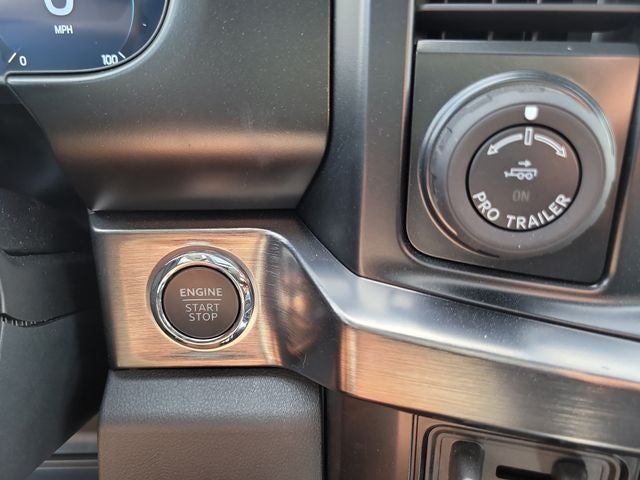 2025 Ford F-350SD Lariat 4WD CREW CAB