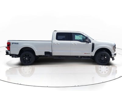 2025 Ford F-350SD Lariat 4WD CREW CAB