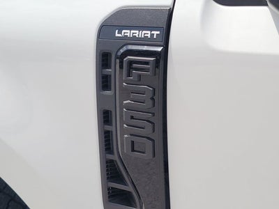 2025 Ford F-350SD Lariat 4WD CREW CAB