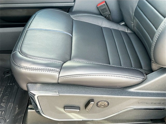 2026 Ford F-350SD Platinum 4WD CREW CAB