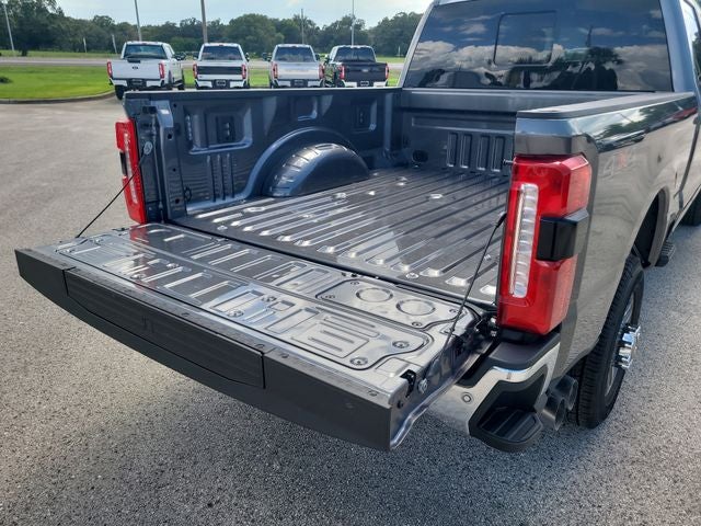 2026 Ford F-350SD Lariat 4WD CREW CAB