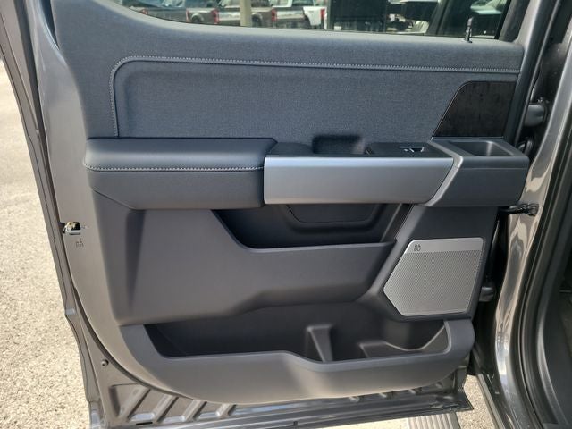 2026 Ford F-350SD Lariat 4WD CREW CAB