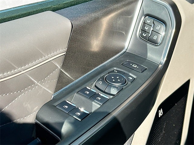 2026 Ford F-350SD Platinum 4WD CREW CAB