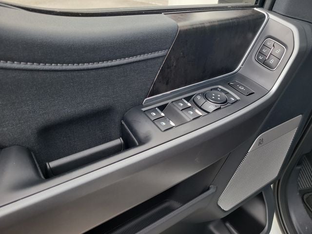 2026 Ford F-350SD Lariat 4WD CREW CAB