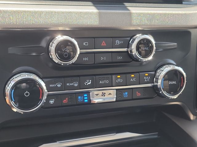 2026 Ford F-350SD Platinum 4WD CREW CAB