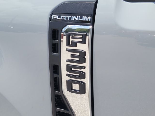 2026 Ford F-350SD Platinum 4WD CREW CAB