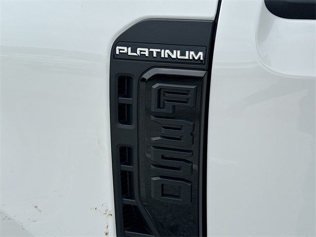 2026 Ford F-350SD Platinum 4WD CREW CAB