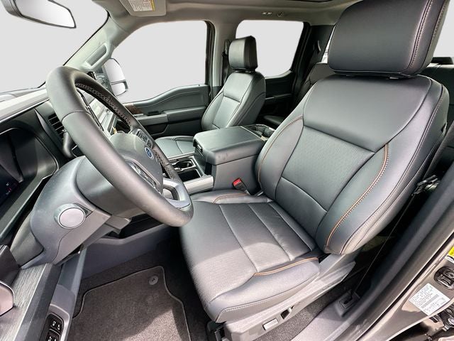2026 Ford F-350SD Lariat 4WD CREW CAB