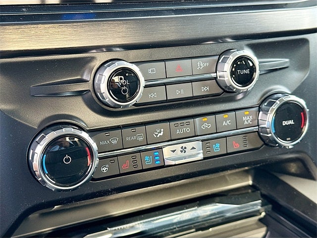 2026 Ford F-350SD Lariat 4WD CREW CAB