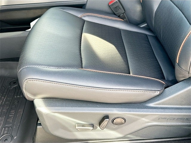 2026 Ford F-350SD Lariat 4WD CREW CAB