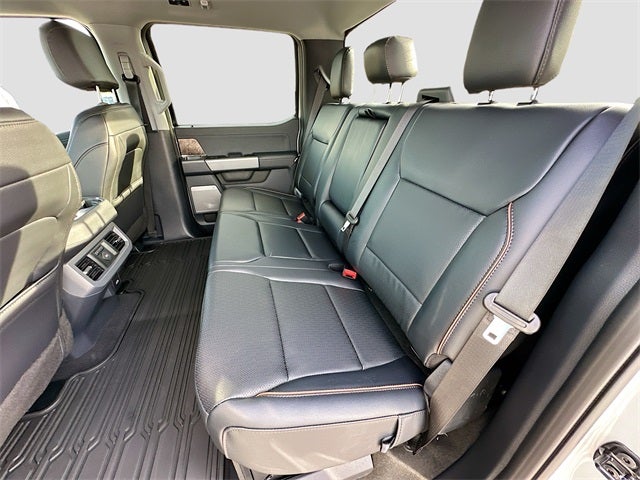 2026 Ford F-350SD Lariat 4WD CREW CAB