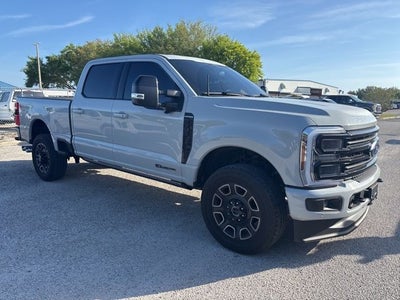 2025 Ford F-350SD Platinum 6.7 DIESEL