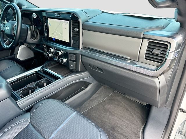 2025 Ford F-350SD Platinum 6.7 DIESEL