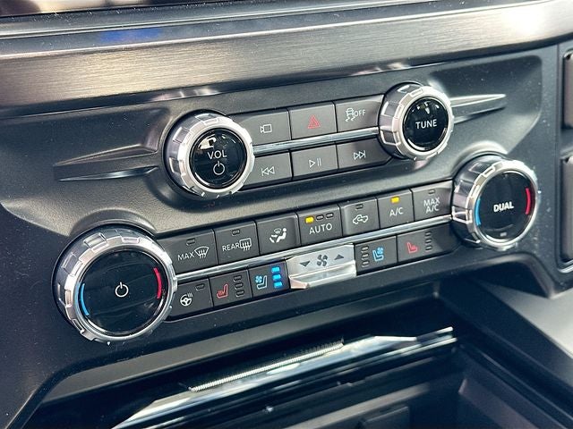 2026 Ford F-350SD Lariat 4WD CREW CAB