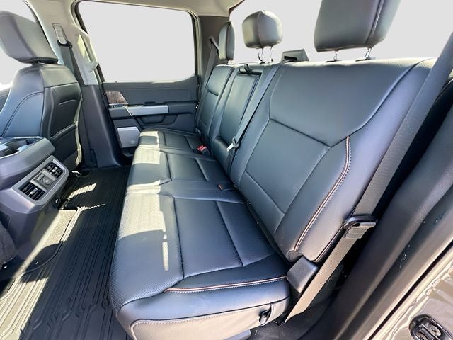 2026 Ford F-350SD Lariat 4WD CREW CAB