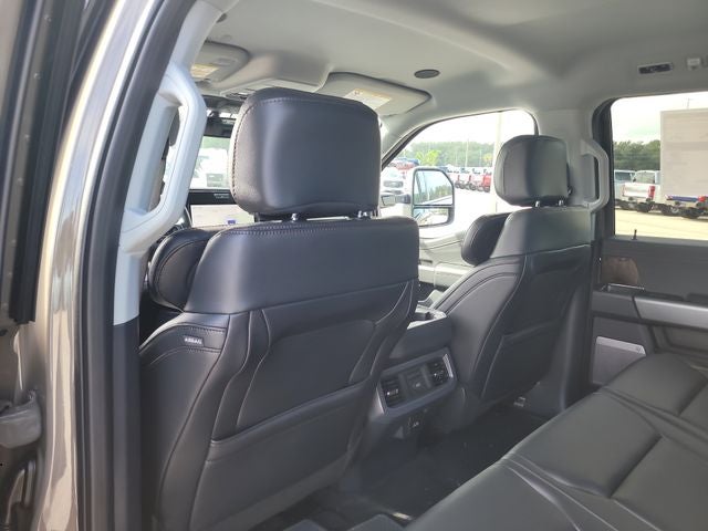 2026 Ford F-350SD Lariat 4WD CREW CAB