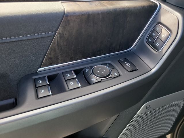 2026 Ford F-350SD Lariat 4WD CREW CAB