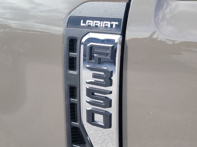 2026 Ford F-350SD Lariat 4WD CREW CAB